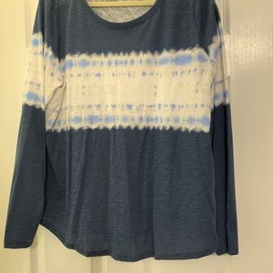 Long sleeve blue and white tie dye t- shirt